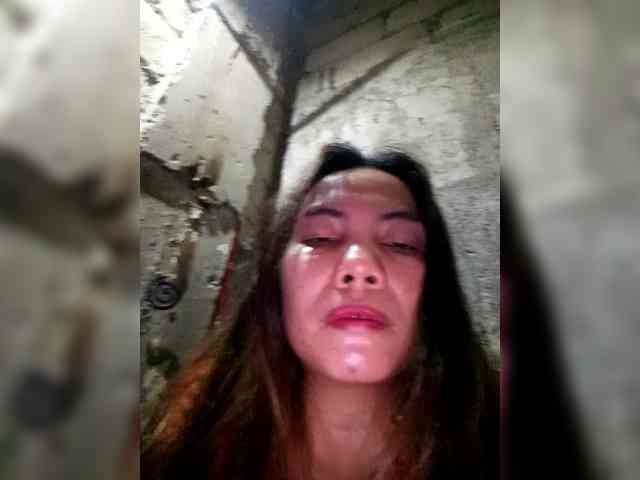 SweetKittyx22 webcam