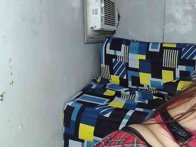 SweetKittyx22 webcam