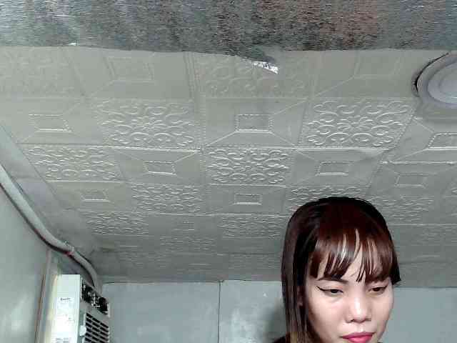 SweetKittyx22 webcam