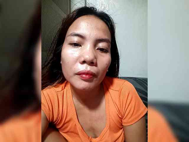 SweetKittyx22 webcam