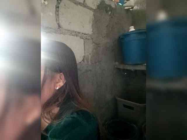 SweetKittyx22 webcam