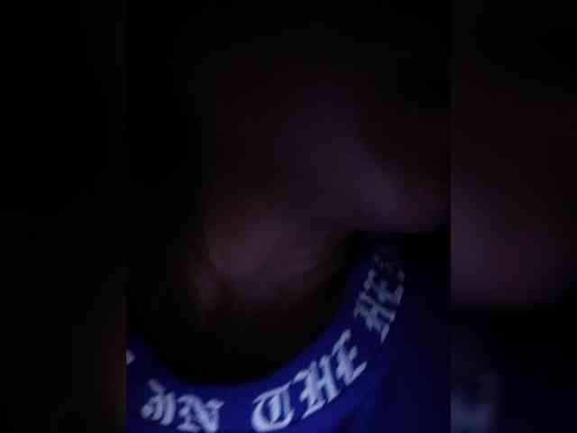 SweetKittyx22 webcam