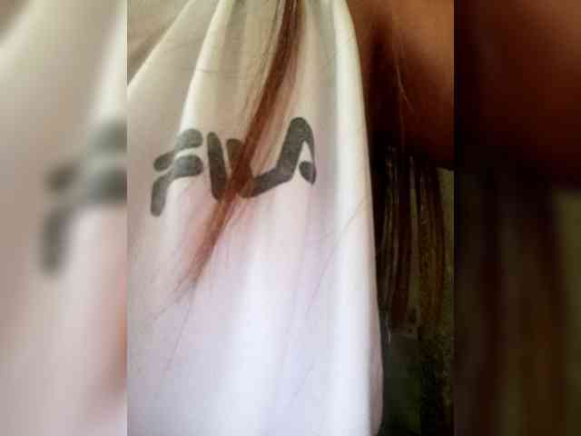 SweetKittyx22 webcam