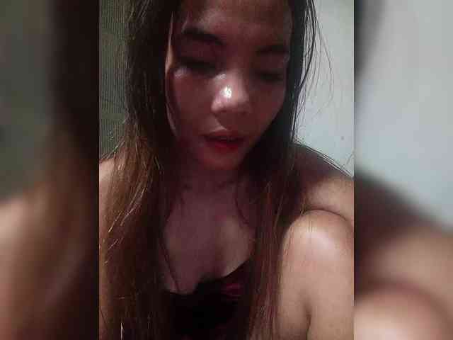 SweetKittyx22 webcam