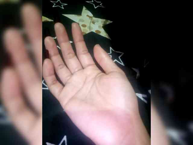 SweetKittyx22 webcam