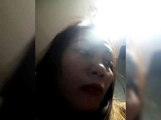 SweetKittyx22 webcam