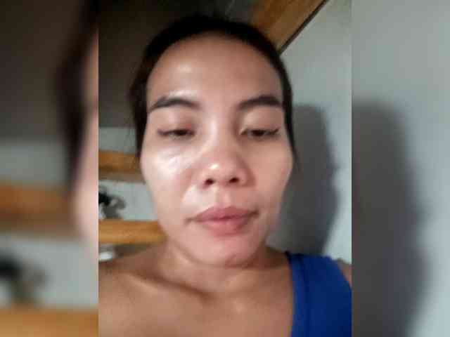 SweetKittyx22 webcam