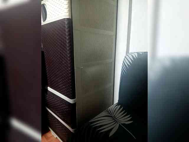 SweetKittyx22 webcam