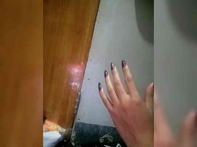 SweetKittyx22 webcam