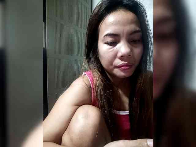 SweetKittyx22 webcam