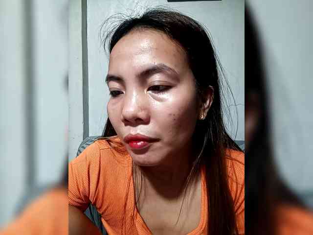 SweetKittyx22 webcam