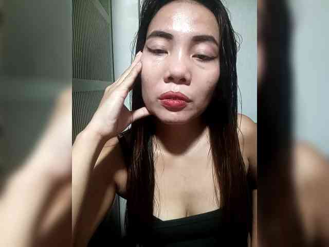 SweetKittyx22 webcam