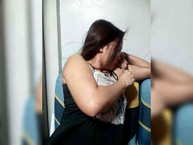 SweetKittyx22 webcam