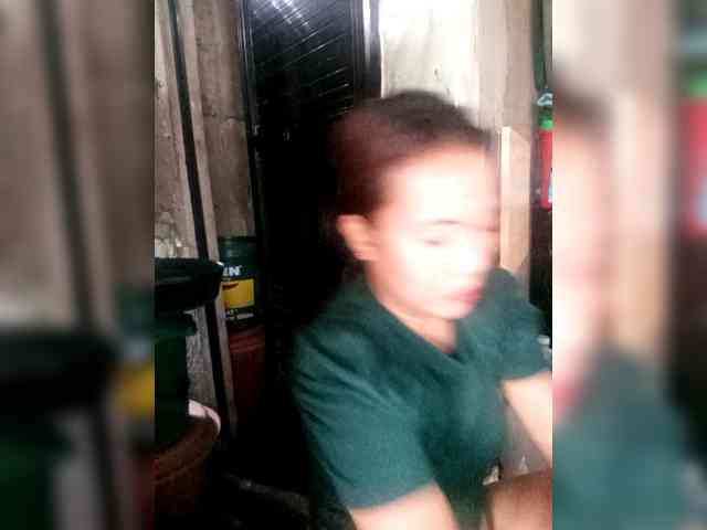 SweetKittyx22 webcam