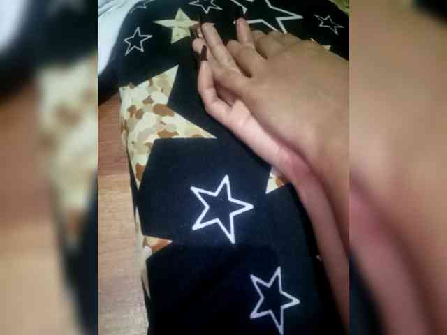 SweetKittyx22 webcam