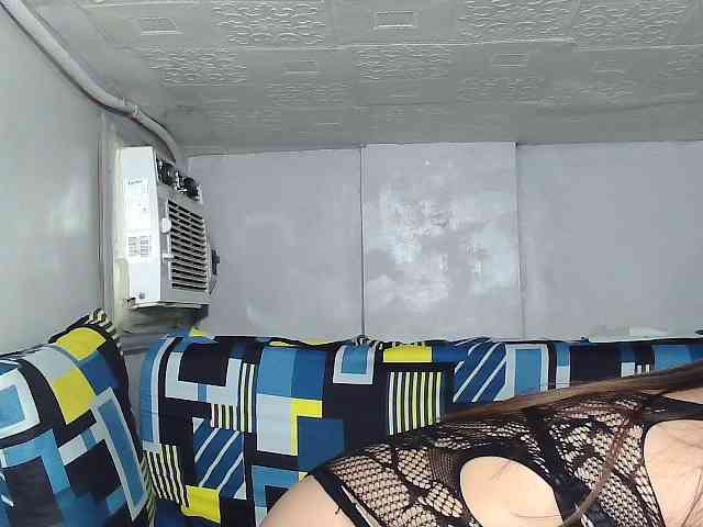 SweetKittyx22 webcam