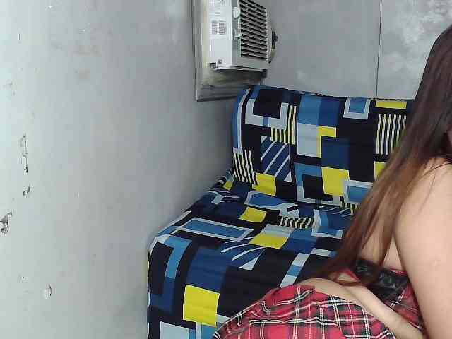 SweetKittyx22 webcam