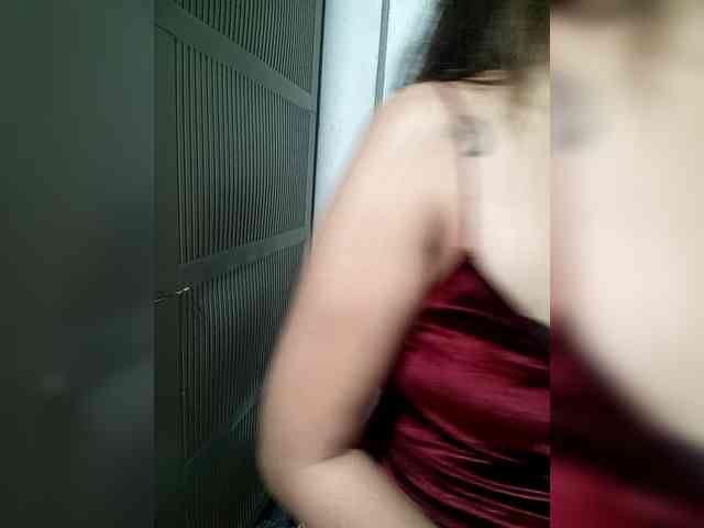 SweetKittyx22 webcam