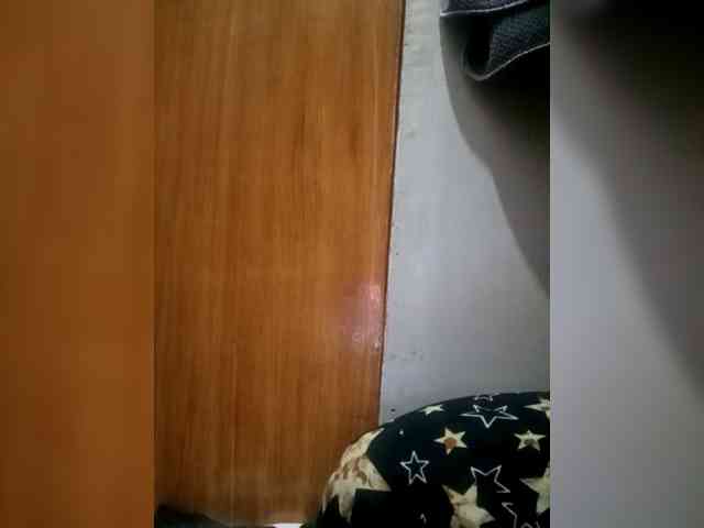 SweetKittyx22 webcam