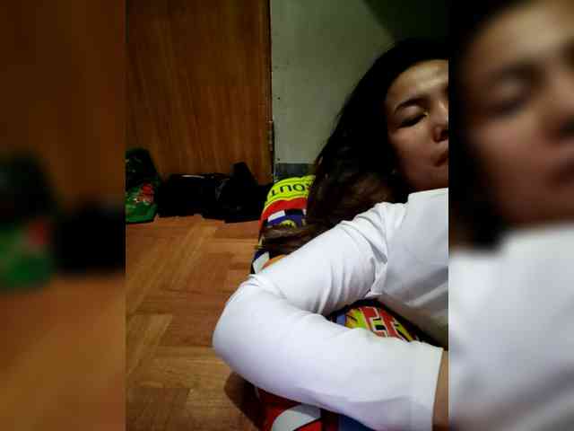 SweetKittyx22 webcam