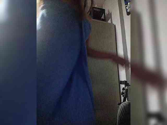 SweetKittyx22 webcam