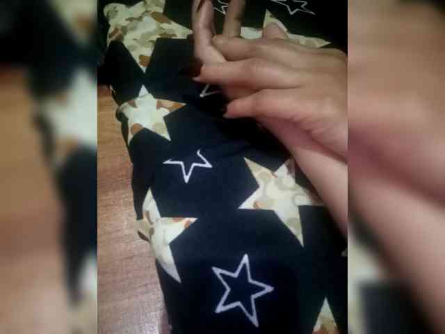 SweetKittyx22 webcam