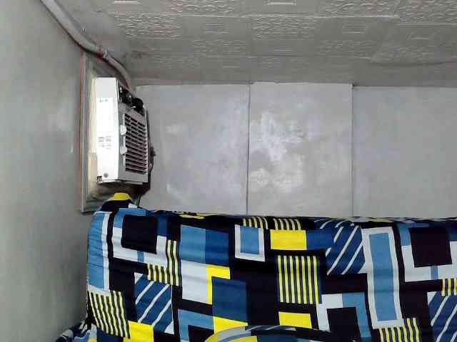 SweetKittyx22 webcam