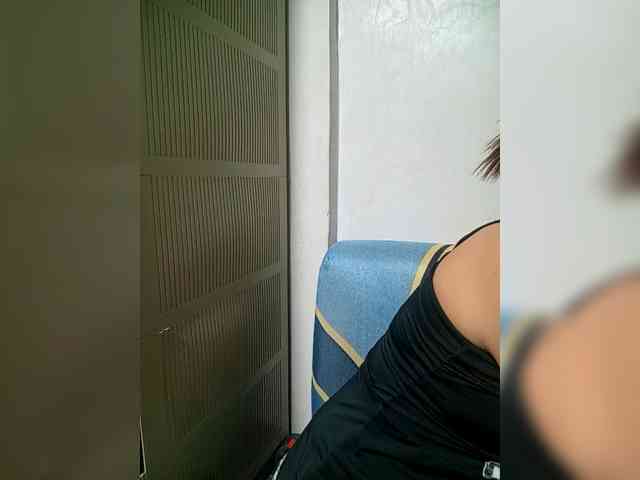 SweetKittyx22 webcam