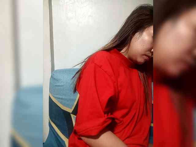 SweetKittyx22 webcam