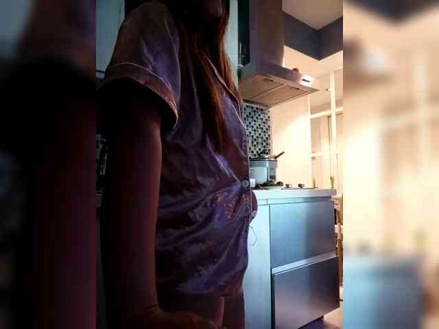 SweetKittyx22 webcam