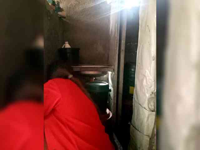 SweetKittyx22 webcam