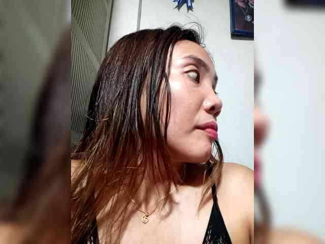 Pempemliciouss Live Webcam on BongaCams