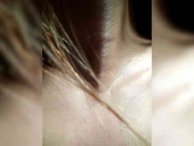 SweetKittyx22 webcam