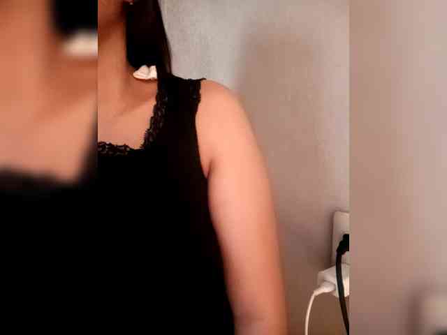 SweetKittyx22 webcam