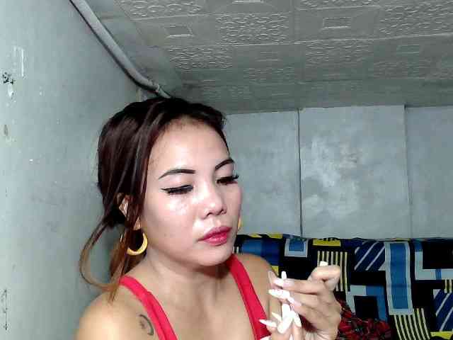 SweetKittyx22 webcam