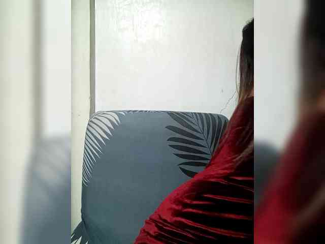 SweetKittyx22 webcam