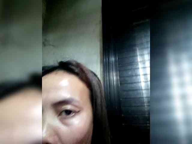 SweetKittyx22 webcam