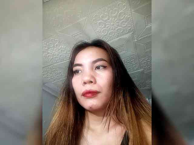 SweetKittyx22 webcam