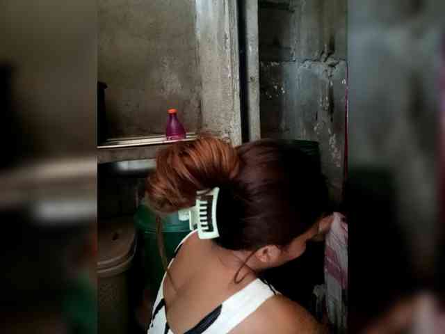 SweetKittyx22 webcam