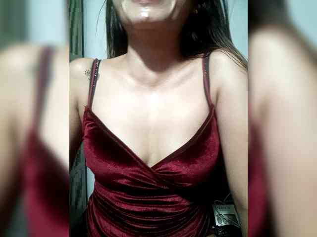 SweetKittyx22 webcam