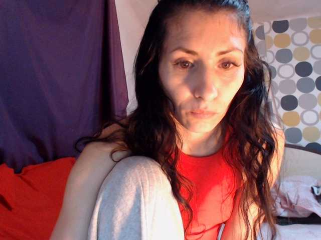 evacrisxxxx's BongaCams show and profile