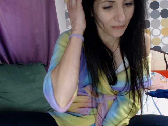 evacrisxxxx's BongaCams show and profile