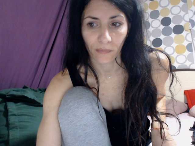 evacrisxxxx from BongaCams is Freechat