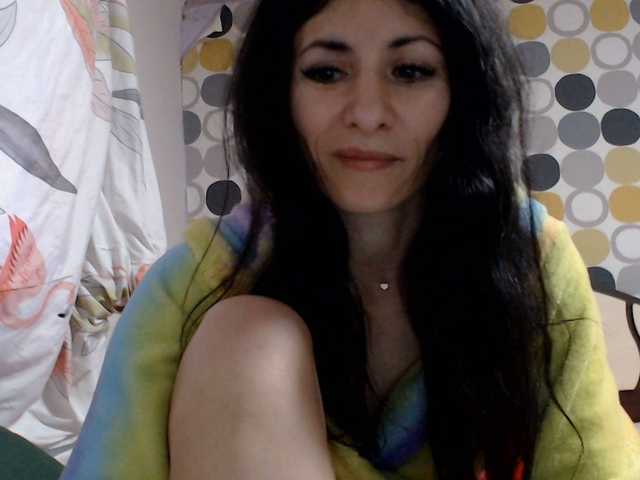 evacrisxxxx's BongaCams show and profile