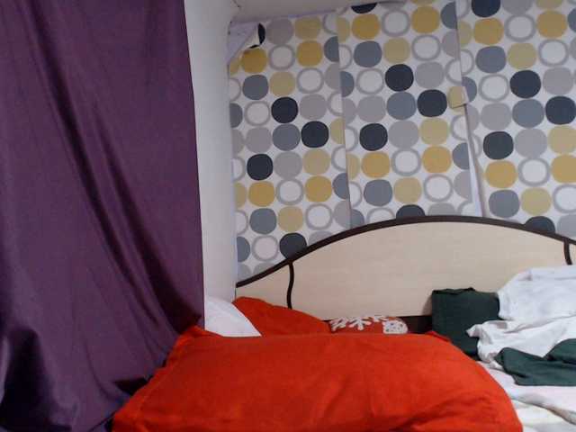 evacrisxxxx's BongaCams show and profile