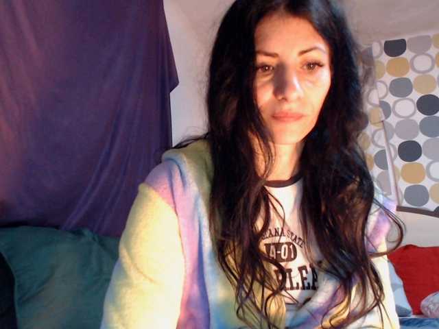 evacrisxxxx's BongaCams show and profile