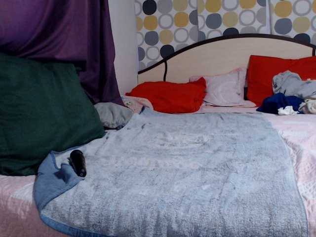 evacrisxxxx's BongaCams show and profile
