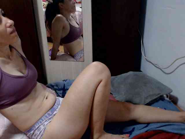 evacrisxxxx webcam