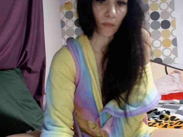 evacrisxxxx Live Webcam on BongaCams