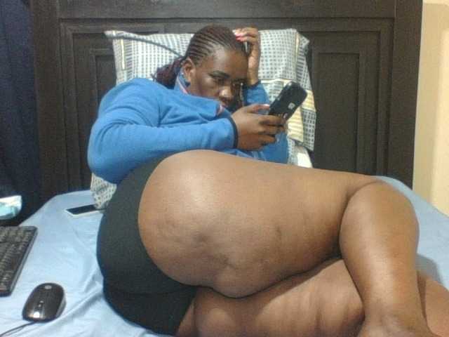 Sexyblacktits's BongaCams show and profile